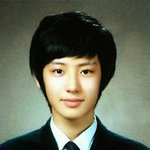 [EXO] 박찬열vs진영(<b>졸업사진</b>)