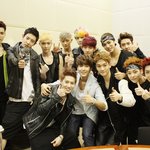 [EXO] 엑소<b>예쁘다</b>