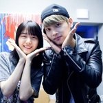 다같이 꽃받침 <b>포즈</b>한 아이돌