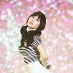 양갈래 머리 한 <b>유라</b>