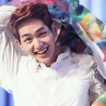 [<b>샤이니</b>] 온유 너무 예뻐!