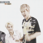 [EXO] 백현아 아 그런데 <b>발톱</b>에 힘이빠져!!!