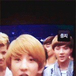 [EXO] 찬열이 <b>비글</b> 짤 올리고 싶은데 없어짐