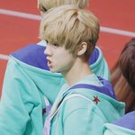 [EXO] 주간아에서 루한이 종인이 엉덩이 살살찬 이유