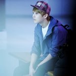 <b>민석</b>이형잘생겨젓으니까