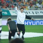 [EXO] 찬열이 이 <b>복장</b> 너무좋음