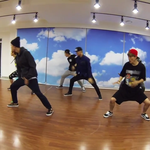 으르렁 엑소 <b>첸</b>형이 입은 바지 (사진첨부)