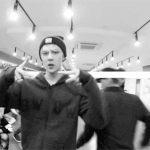 [EXO] 모든팬덤분들(특히엑소팬들)필독!!!.한국사람이면꼭봐주세요...