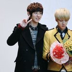 [EXO] 좀 더 가까이와서 나를 꼭<b>안아</b>줄래