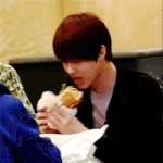[EXO] 준면이형은 깨작깨작