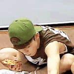 [EXO] <b>피자</b>먹고싶어<b>피자</b>피자피자