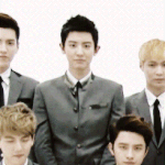 [EXO] 경수의 교복맛이 <b>궁금</b>했던 찬열