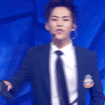 [EXO] 시우민 흑발 대박