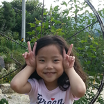 오늘도 <b>딸사진</b>한장투척