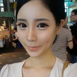 <b>성괴</b>들 실제로보면 징그럽진않음 개이쁨 ㅋㅋㅋ