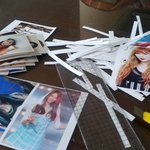 동생이 누굴좋아할지 몰라 다준비한 걸그룹앨범