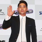 굶어서 한달동안 15kg 뺐다는 <b>강인</b>
