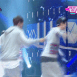 [EXO] <b>유튜브</b>헤엄치고왓더니