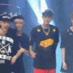 [EXO] 요즘엑소안에서<b>유행</b>하는춤