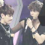 [EXO] [백현이움짤공유]화장실가고싶은어린이.<b>gif</b>