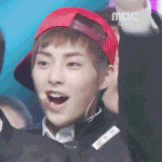 [EXO] 시우민 수호 쫌 떨어져라