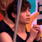 [EXO] 레이 움짤<b>투척</b>좀해주세여...ㅜㅜ..