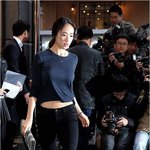 티셔츠에 스키니만 입어도 빛나는 김민정