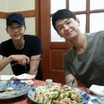 알고 보니 절친이었던 송중기랑 <b>임주환</b>