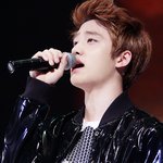 [EXO] 도경수는 무릎도접고 어깨도접고다닌다는게 사실인가요?