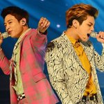 <b>노래</b>하는 모습이 멋있는 아이<b>돌</b>들