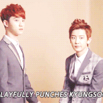 [EXO] 헐 박찬열이 도경수 <b>폭행</b>함.....