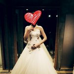 <b>본식</b>드레스 골라주세요^^