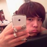 아이돌의 <b>네일</b>아트 자랑 셀카