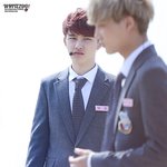 [EXO] 도경수 표정말고 <b>소매</b>를 봅시다