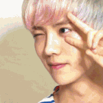 [EXO] <b>사슴</b> 루한이 셀카 찍네??