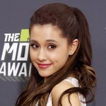 실력파 가수 <아리아나 그란데> 팬이 홍보 좀 할께요!!!!