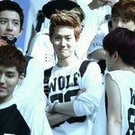 [EXO] <b>세상</b> 좁은거 맞네요