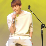 박효신님이입은<b>티셔츠</b>정보좀알려주세요!!ㅠㅠㅠㅠㅠㅠㅠ