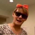 귀엽게 <b>리본</b> 셀카 찍은 아이돌