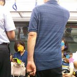 누군가 날 지켜보고있어...