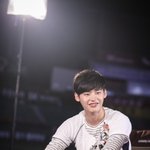 [대세이종석] 대세이종석김우빈<b>한밤</b>인터뷰