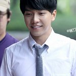 훈남 <b>회사원</b> 같은 이승기 최근ㅋㅋ