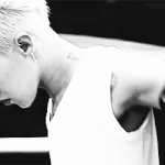 [빅뱅] <b>삐딱</b>하게 움짤 ㅠㅠ 하 갈수록 황태자포스 ㅠ