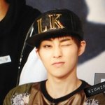 [EXO] 시우민 읭크 혀 때문에 미치겠다