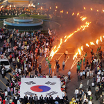[ 경악 ] 피 묻은 플랜카드의 증오, 폭력 조장하는 광주 축제