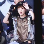[EXO] 계속 <b>아이</b>컨택해주는 슈밍(설렘주의)