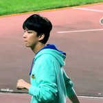 [BAP] 영재 손 진심 조그맣다ㅋㅋ