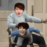 [EXO] 웃음이 필요할 때