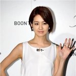 <b>숏</b><b>컷</b>하고 미모 살아난 이요원