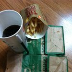 [빡침] 롯데리아 <b>라지</b>세트 <b>라지</b>컵 콜라양 이게 맞는가요?